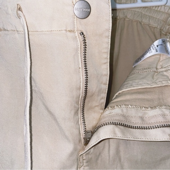 NWT daisy embroidered utility boyfriend straight leg crop khaki jeans size L - Picture 9 of 12